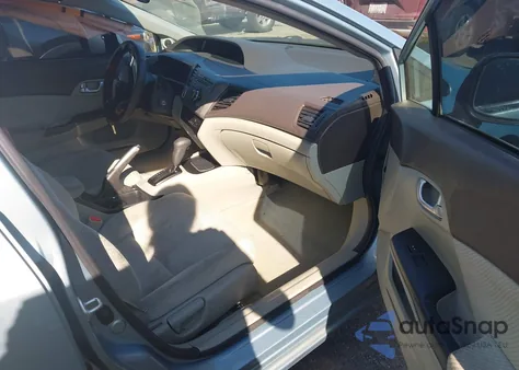 2012 Honda Civic Hybrid z USA, uszkodzony, nr VIN JHMFB4F21CS008409